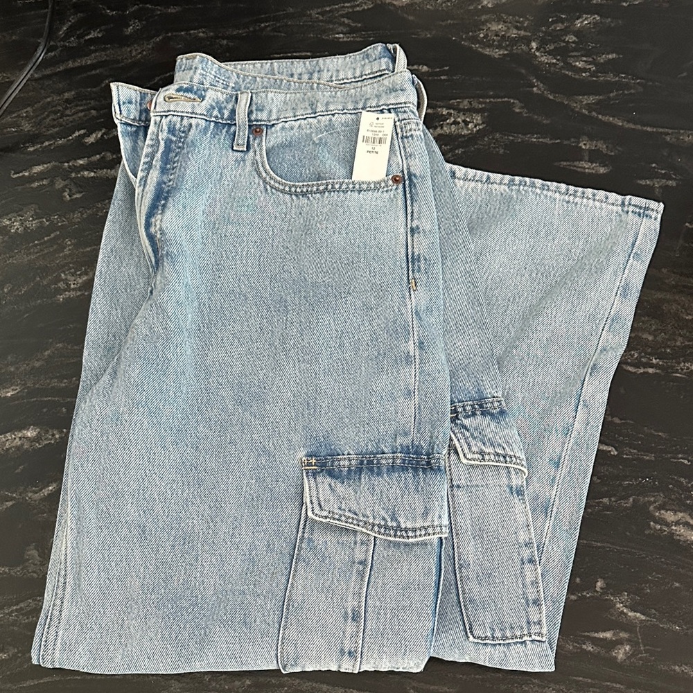 Old Navy Sky High Wide Leg Cargo Jeans